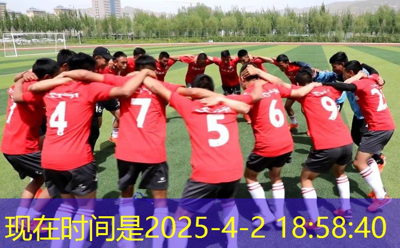 ayx爱游戏：网球拍70孔具体穿线教学